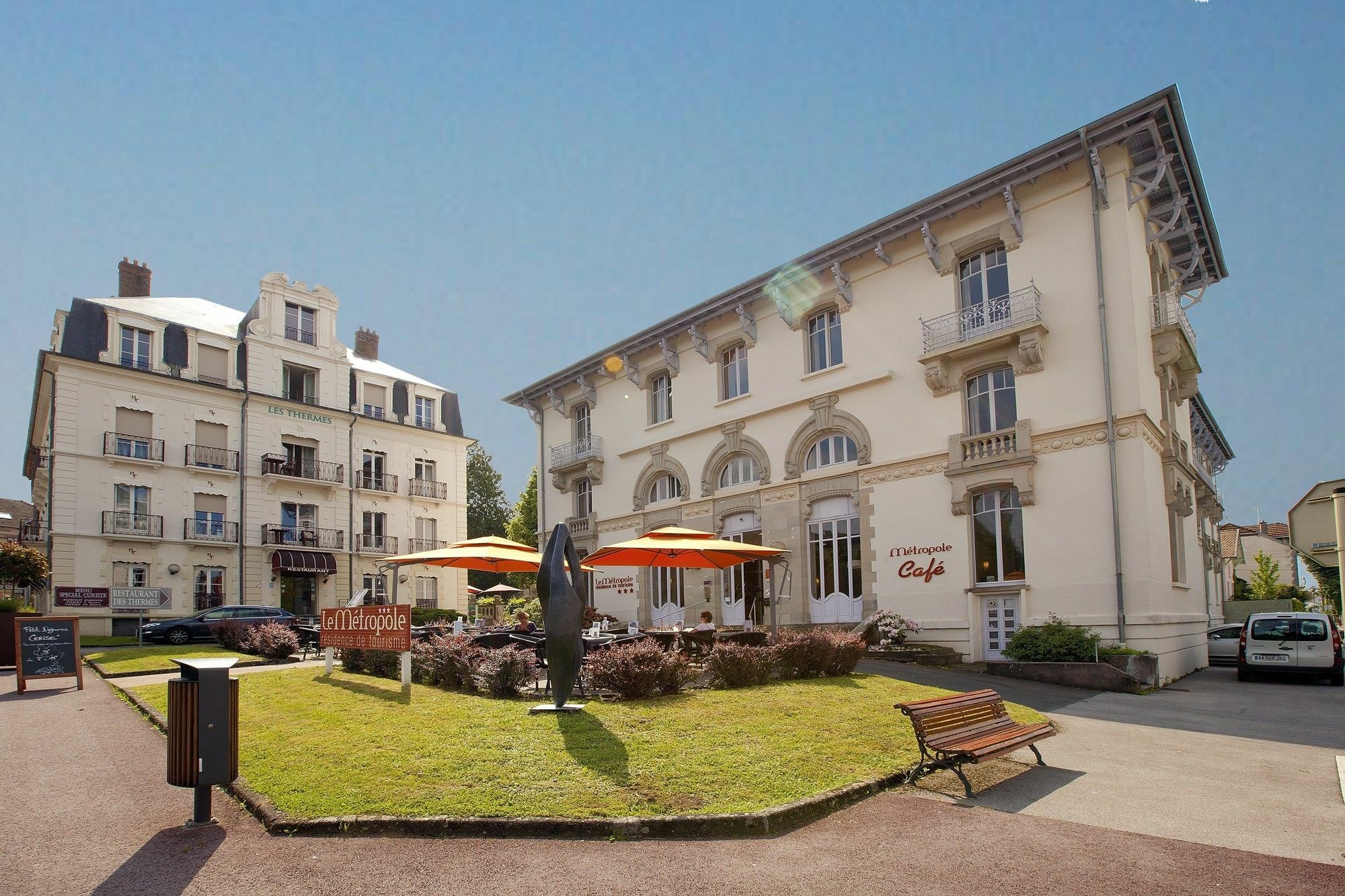 Hotels&Résidences - Les Thermes Luxeuil-les-Bains Exterior foto